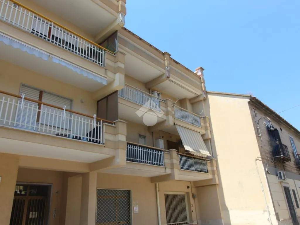 3-room apartment in IT