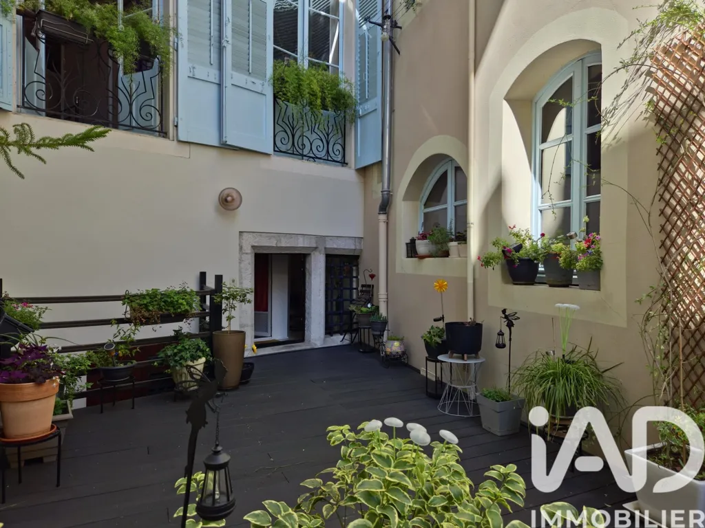 Giardino - Charmant Apartment with Terrace in Chambéry Centre