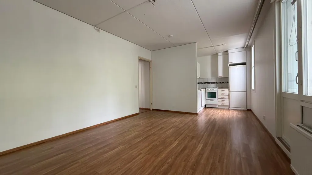 Toad - Spacious Apartment with Balcony in Virkkala, Lohja