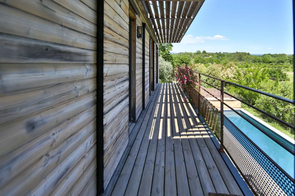 Balcon - Maison Conçue par Architecte avec Piscine à Malemort-du-Comtat