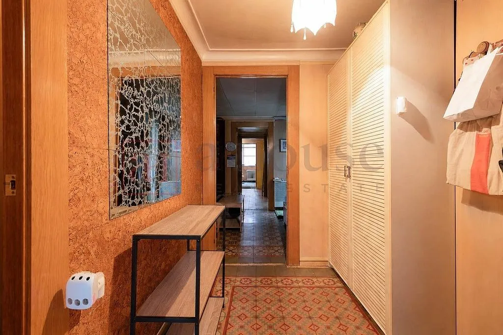 Ingresso - Apartment with Balcony in La Nova Esquerra de l'Eixample