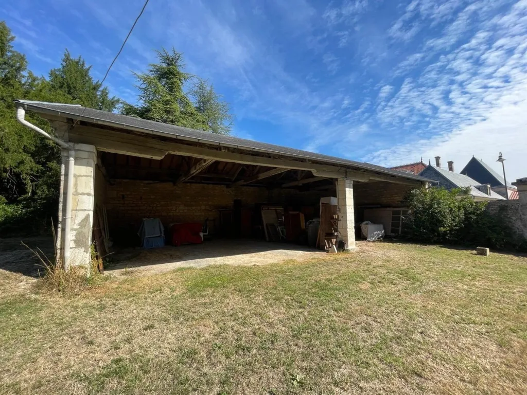 Aed - Heritage Plot with Development Potential in Port-d'Envaux