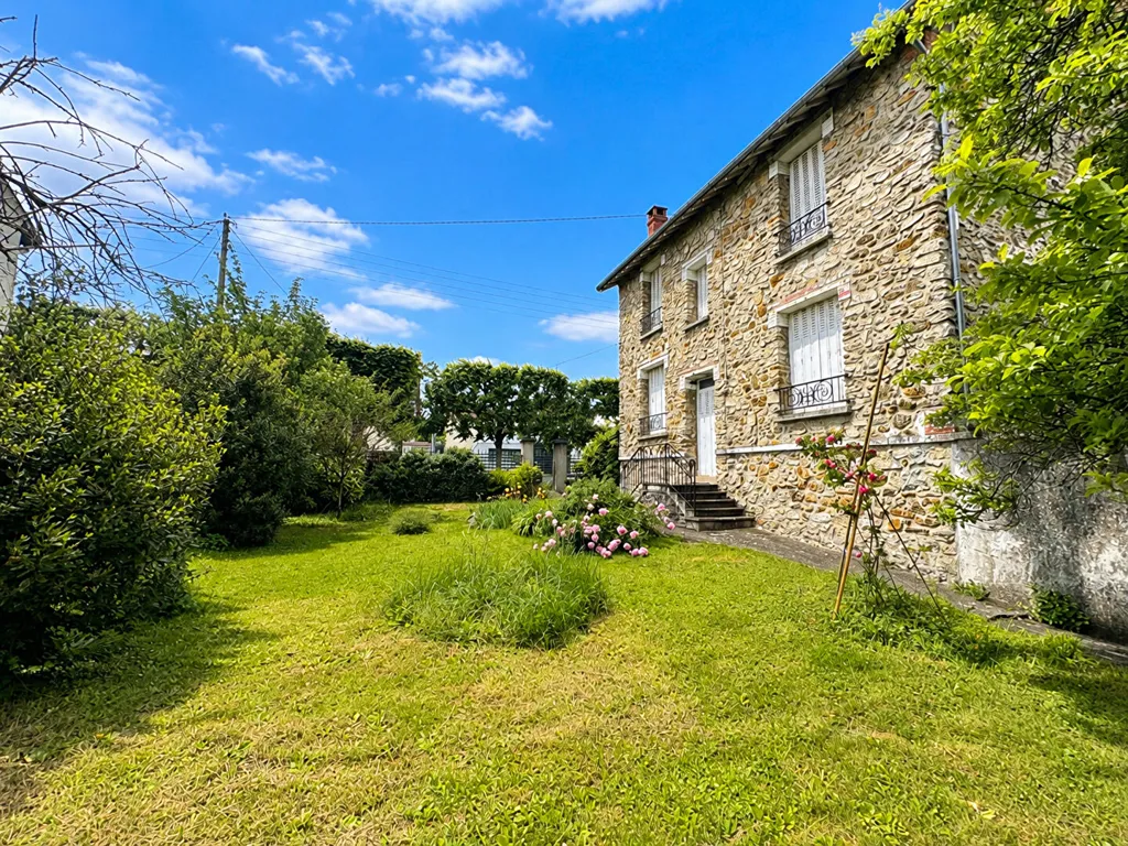 Garden - Meulière House with Garden in Montgeron