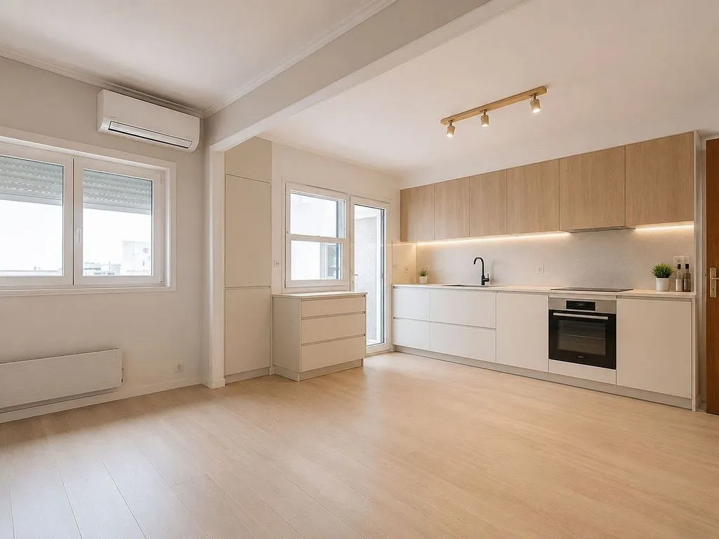Cuisine - Apartment with Balcony in Mestalla, Valencia