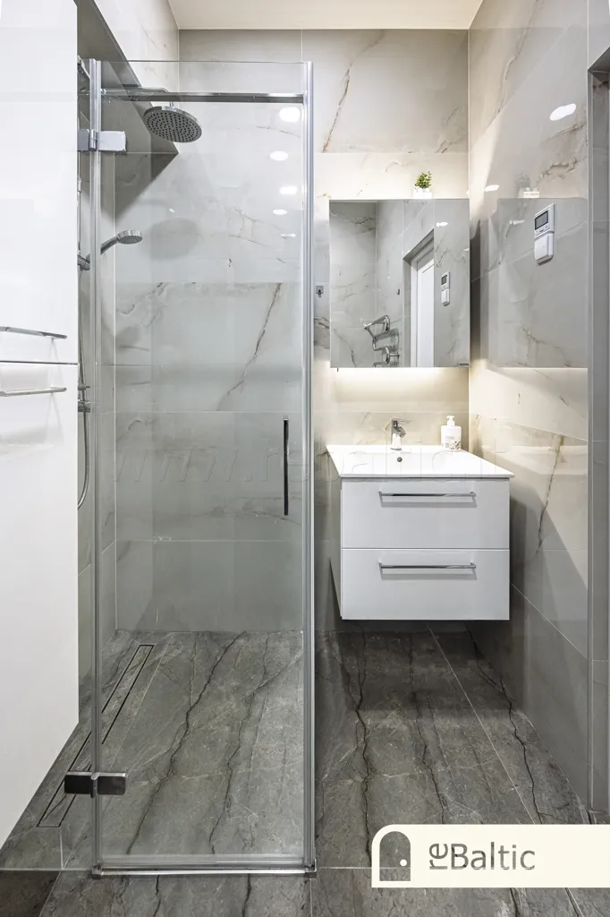 Salles de bain - Renovated Apartment with Garden in Šnipiškės