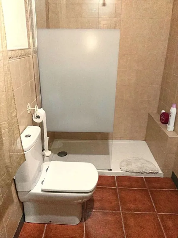 Bathrooms - Rustic Finca with Garden near Ronda