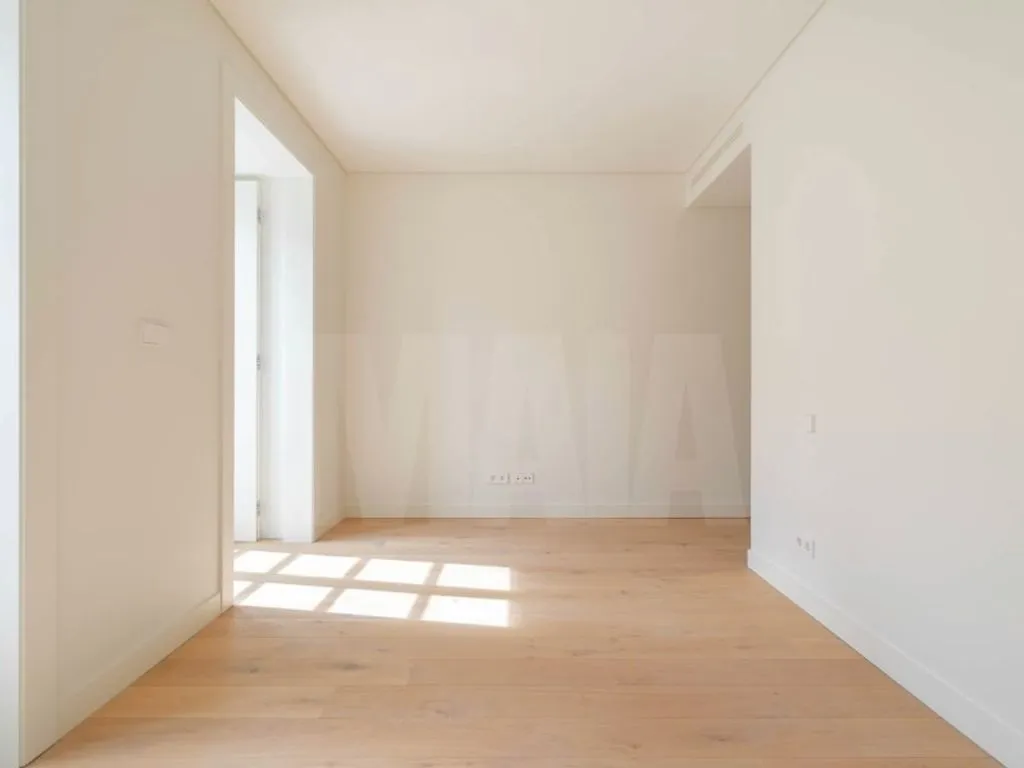 Toad - Luxury Flat with Pool in Graca, Lisbon