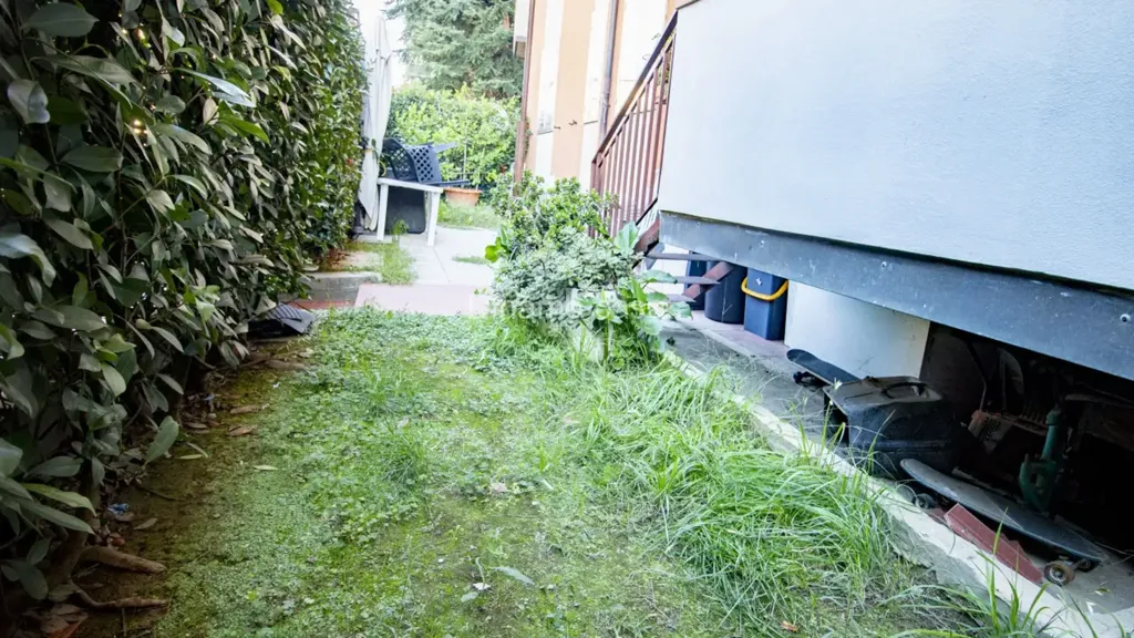 Aed - Rusticated Apartment with Garden in Prato