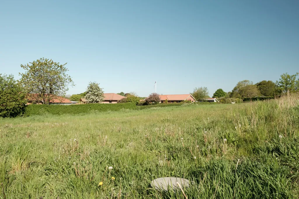 Jardin - Buildable Plot with No Building Obligation in Ødsted