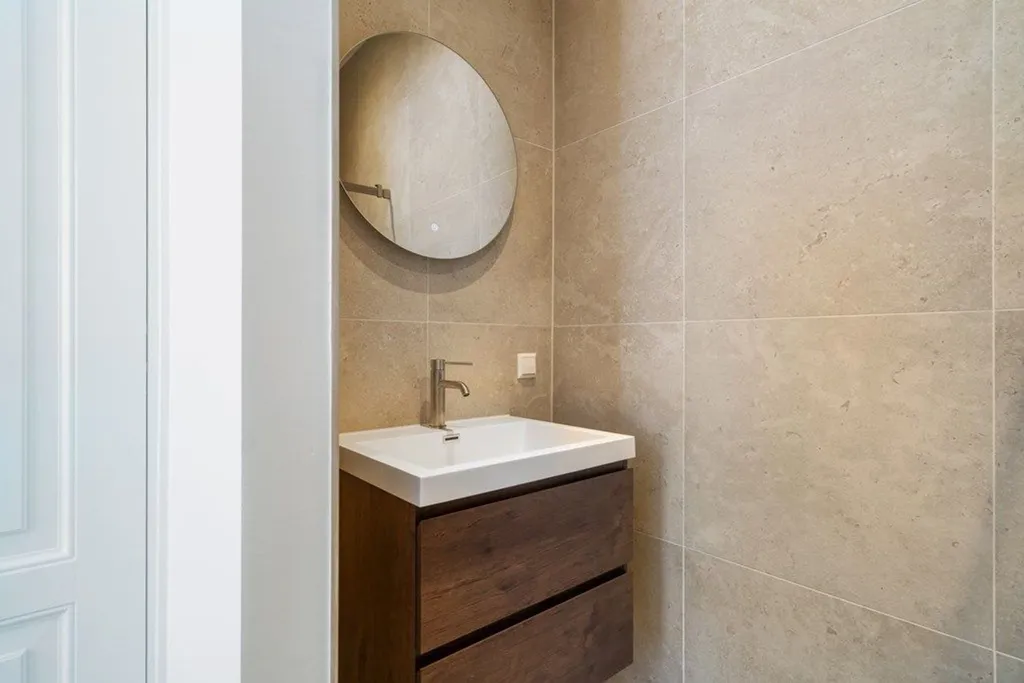 Salles de bain - Renovated Apartment with Garden in The Hague
