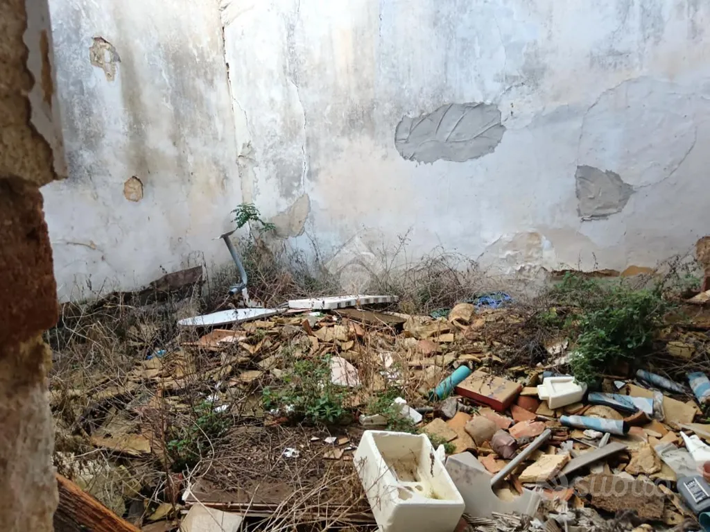 Rustico with Land in Valderice