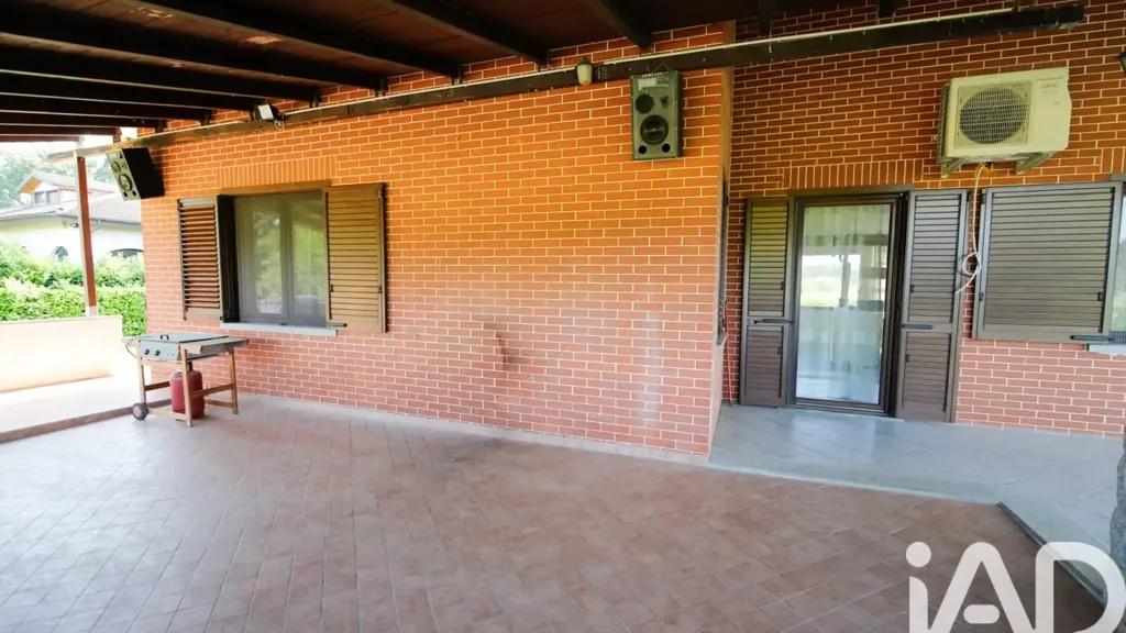 Terrasse - Modern Villa with Private Garden in Lombardore
