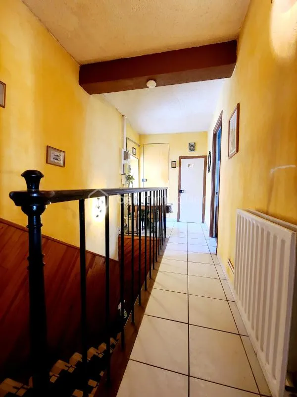 Hallway - Charming 1890 House with Terrace in Grigny