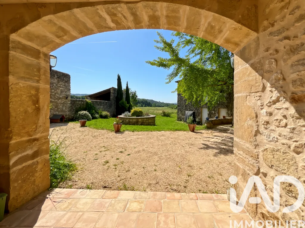 Giardino - Rustic Stone Mas with Garden in Goudargues