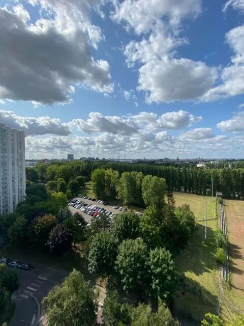 Aed - Meubled Flat with City View in Lille