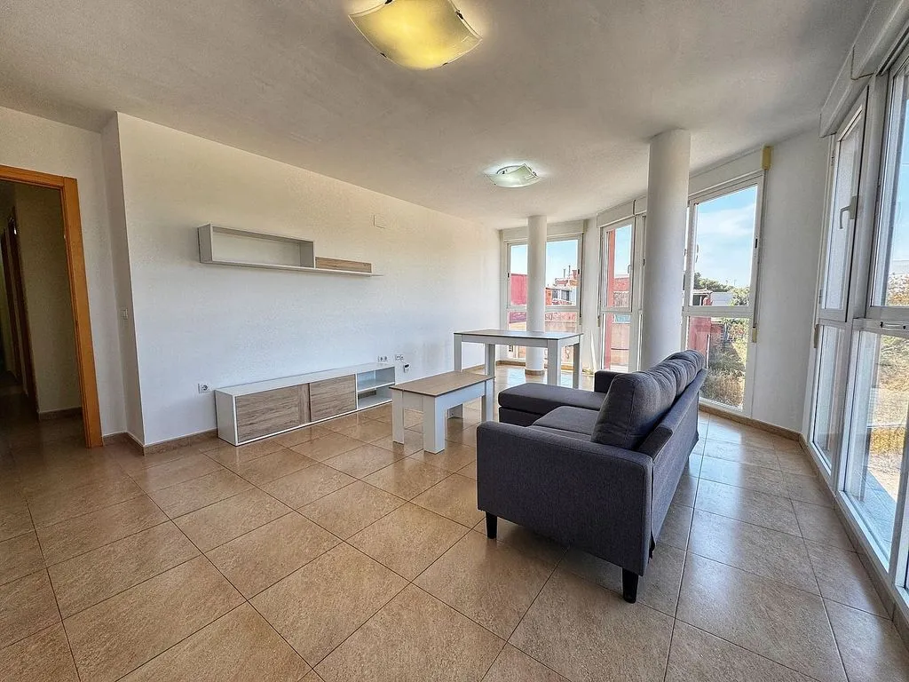 Elutuba - Two-Bedroom Apartment with Garage in Vila-real