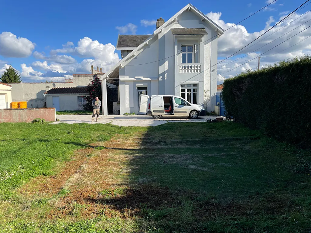 Välivaade - Buildable Plot with Garden in Rochefort
