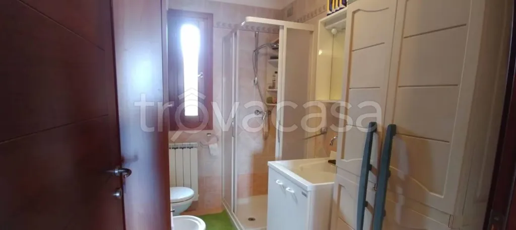 Salles de bain - Fully Furnished Apartment in Latisana