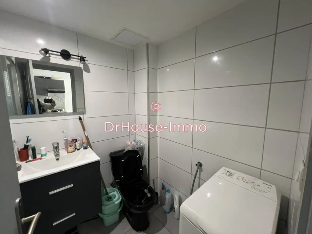 Salles de bain - Appartement avec Balcon Est au Centre de Cannes