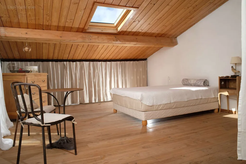 Magamistoad - Charming Ensemble with Village Views near Uzès