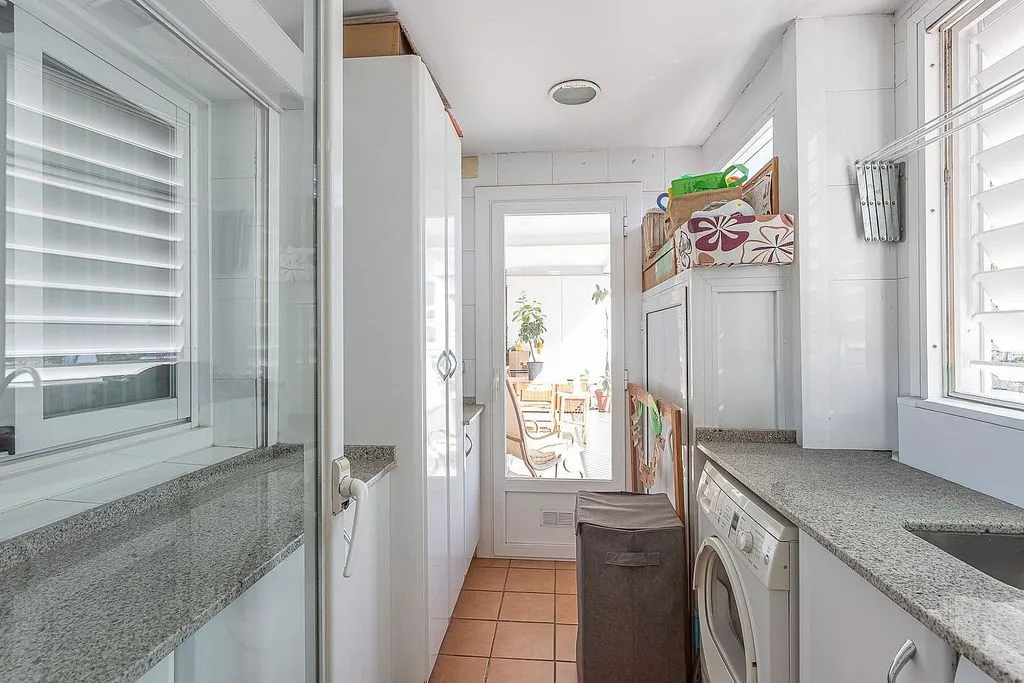 Utility Room - Apartment with Pool and Terrace in Sarrià