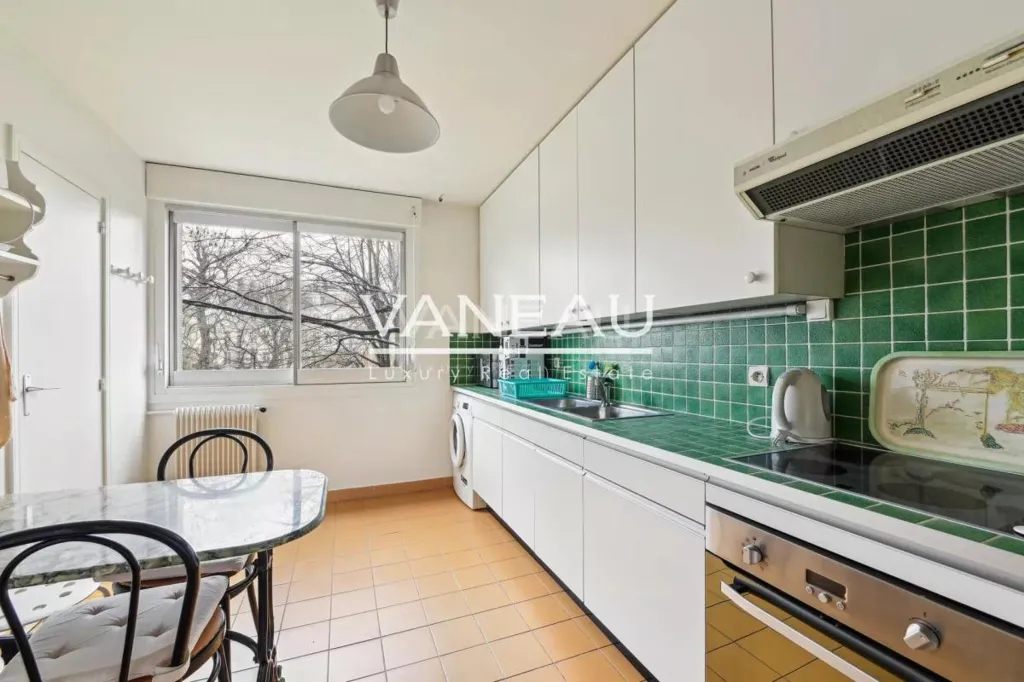 Cuisine - Appartement meublé avec balcon à Paris XIIIe