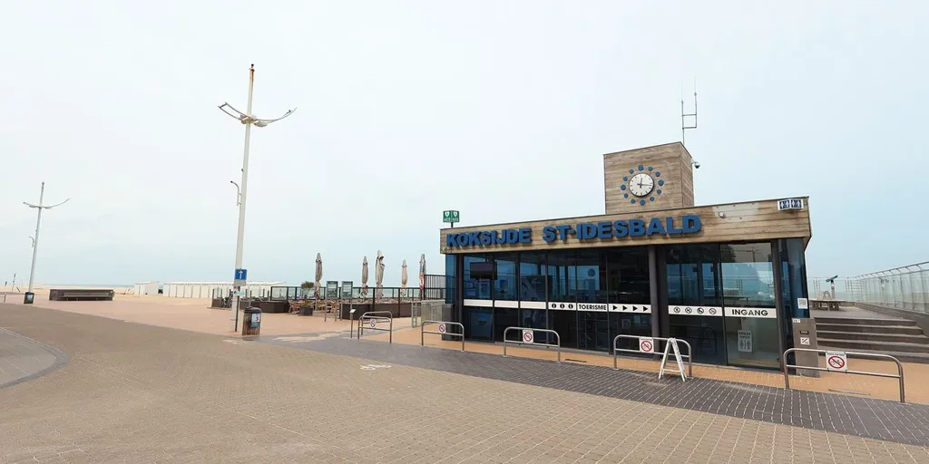 Stylish Seafront Project in Koksijde