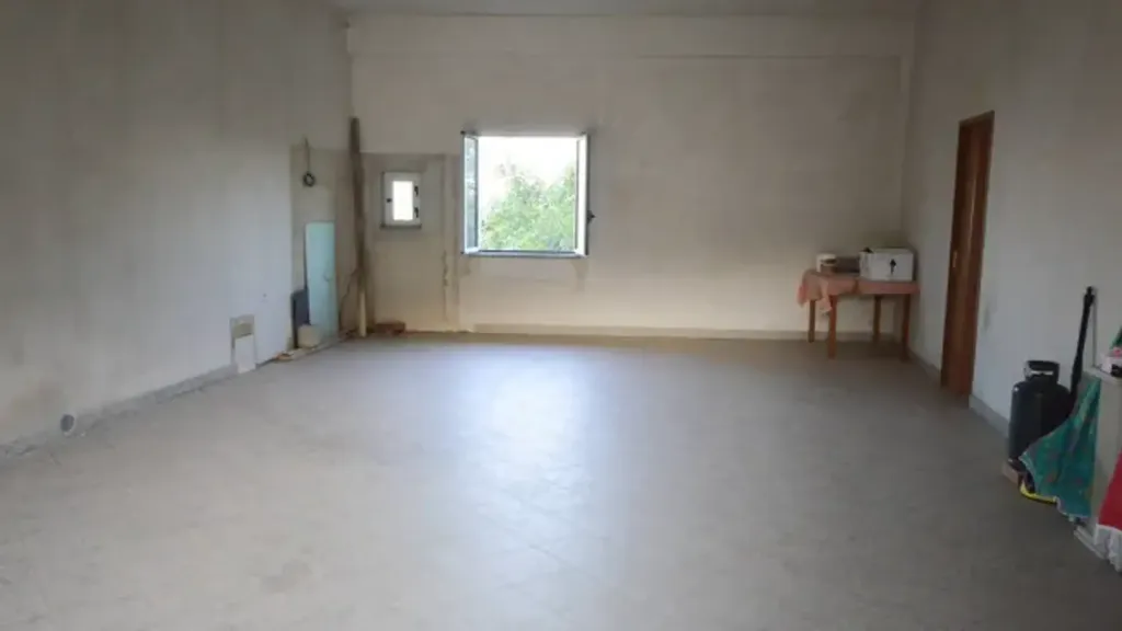 Pièces - Panoramic Apartment with Balcony in Corigliano-Rossano