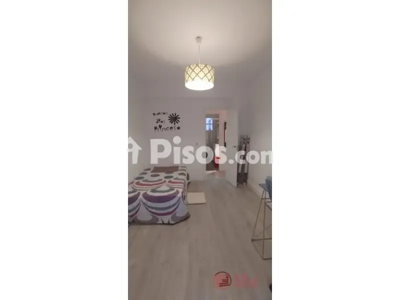 Bedrooms - Furnished Flat with Balcony in Ciudad Jardín