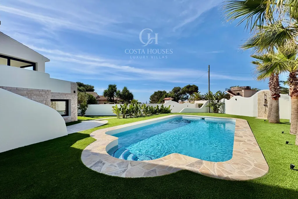 Piscine - Modern Villa with Sea View in Jávea