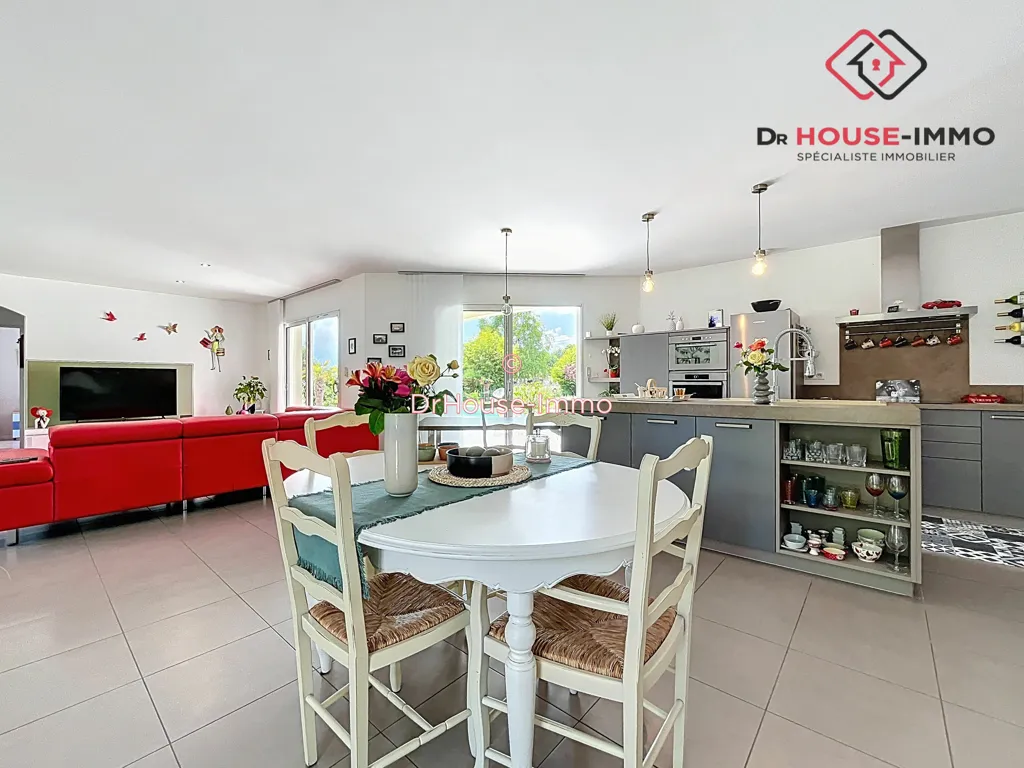 Sala da pranzo - Villa with Pool in Saint-Léon-sur-l'Isle