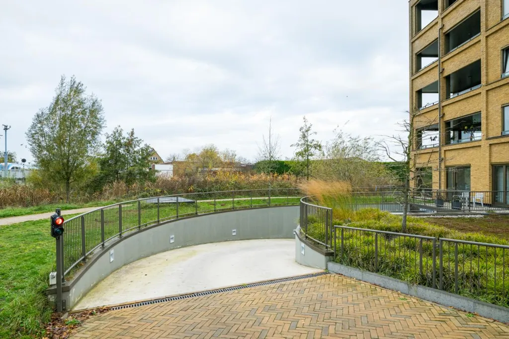 Jardin - Luxury Waterfront Apartment in Doetinchem