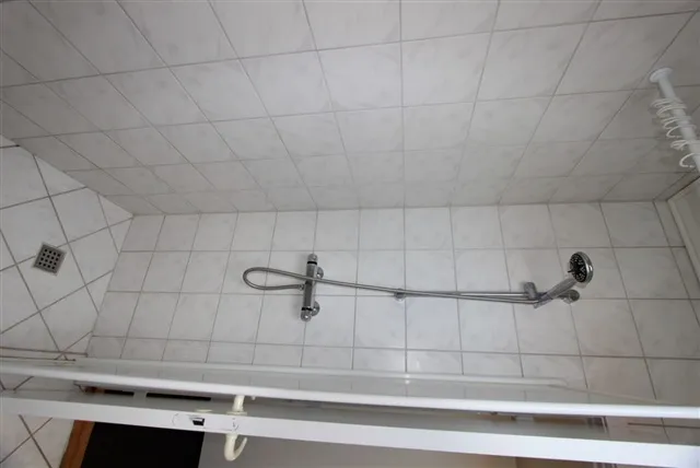 Bathrooms - Bright Apartment with Balcony in Willemoesgade