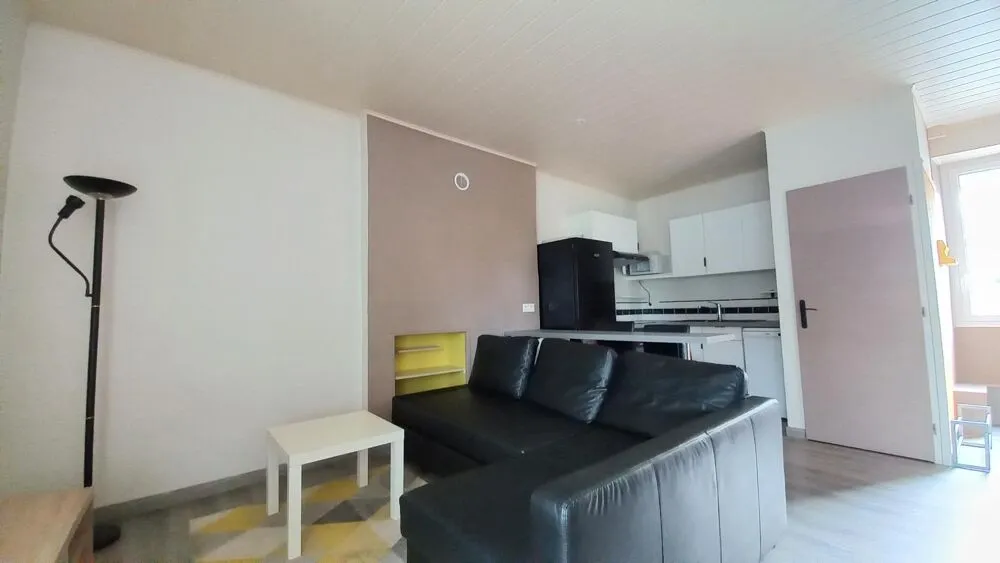 Soggiorno - Furnished Flat with Kitchen in Nantes Zola