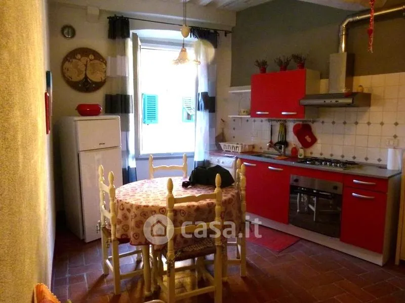 Köök - Rustic Trilocale in Historic Centre, Pescia
