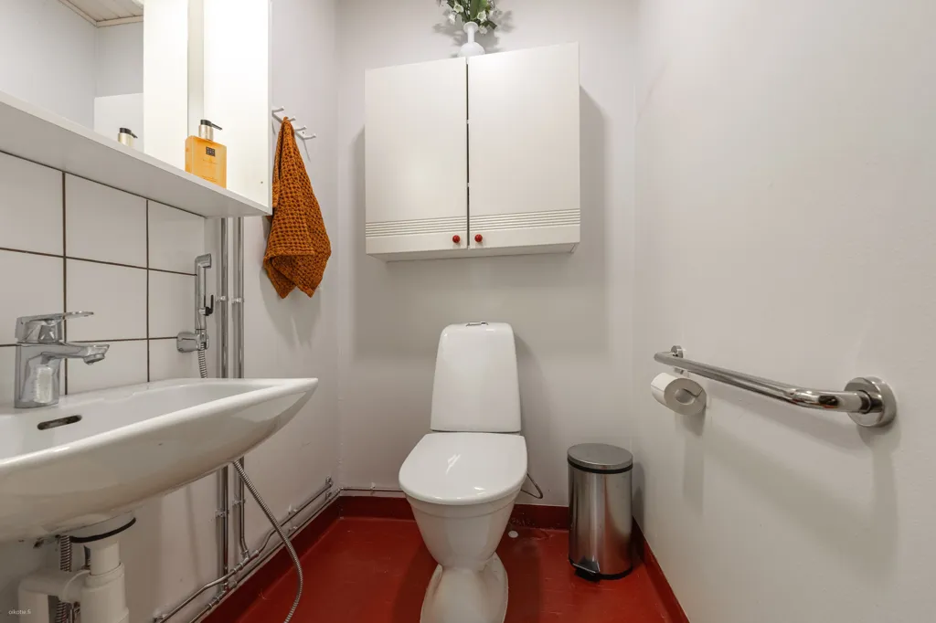 Vannitoad - Spacious Apartment with Balcony in Särkiniemi, Kuopio