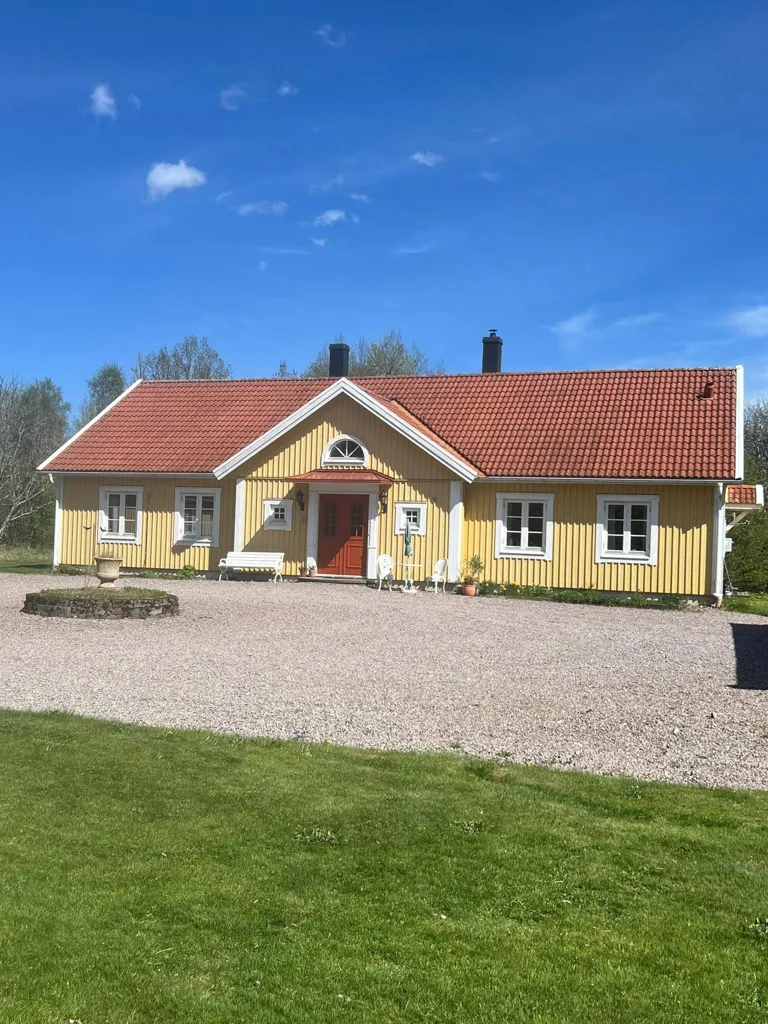 11-toaline maja asukohas Ulricehamns kommun
