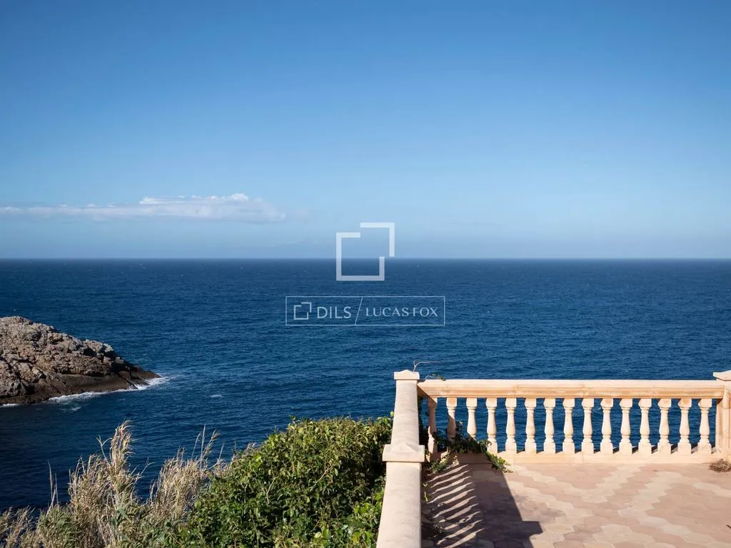 Terrass - Luxury Villa with Private Jetty in Banyalbufar