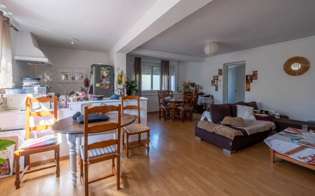 Söögituba - Two-Appartment House with Garden in Forcalquier
