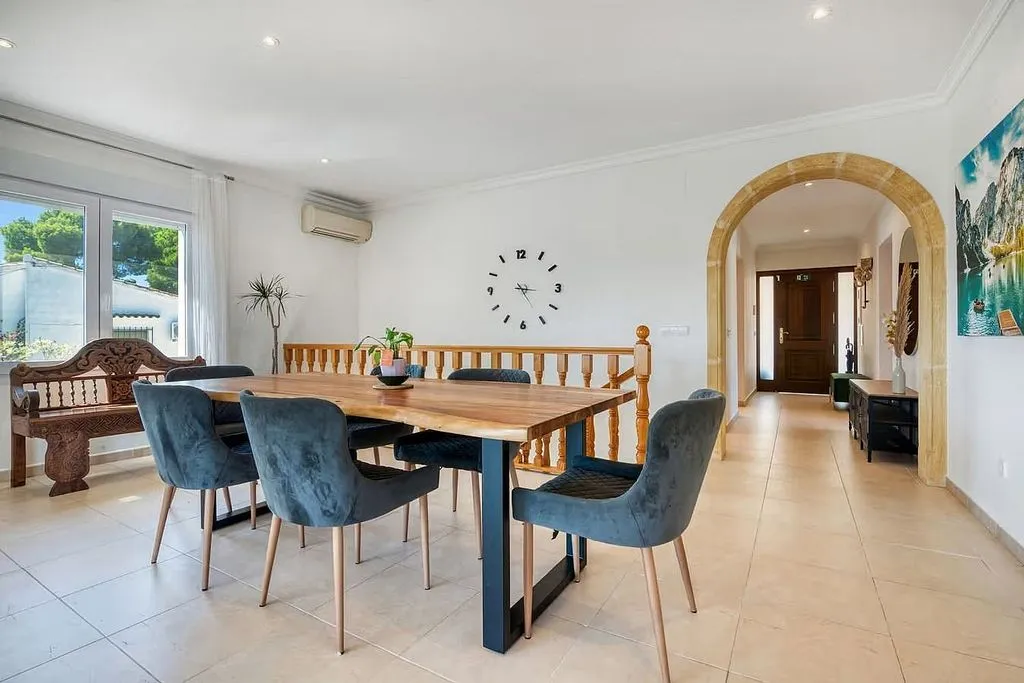 Dining Room - Chalet with Sea View and Pool in Cap Martí