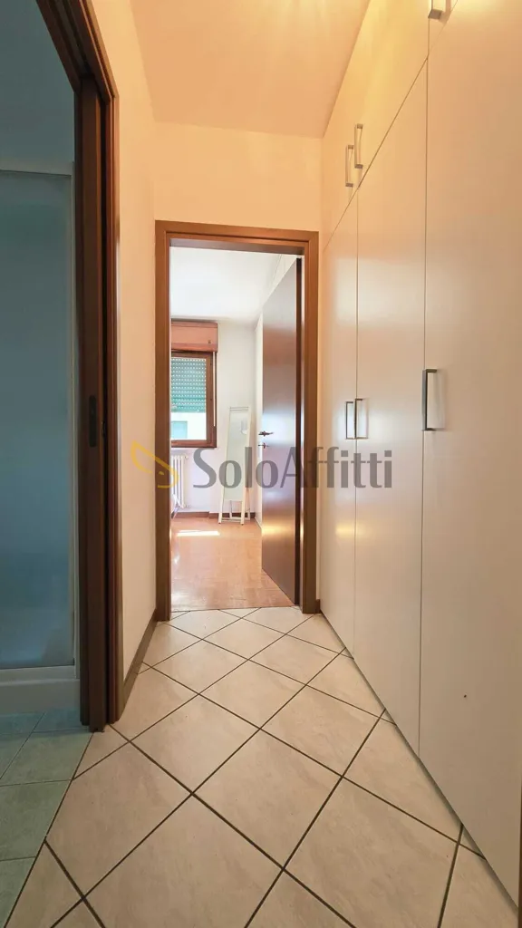 Esik - Twin-Storey Apartment with Balcony in Forlì