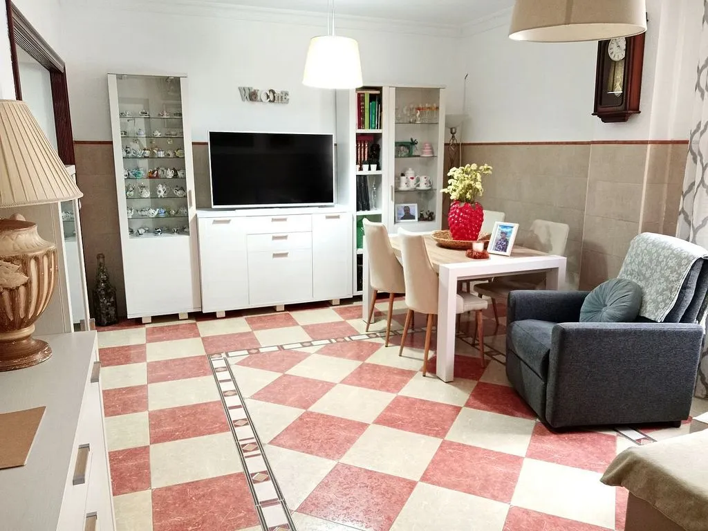 Salle à manger - Apartment with Terrace in Isla Chica