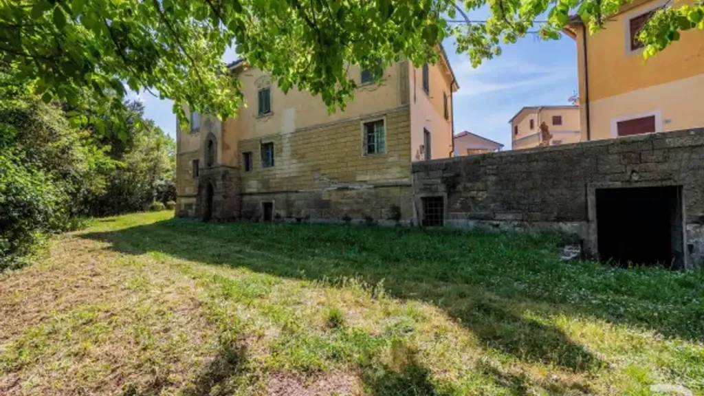Välivaade - Historic Rustico with Private Chapel in Crespina Lorenzana