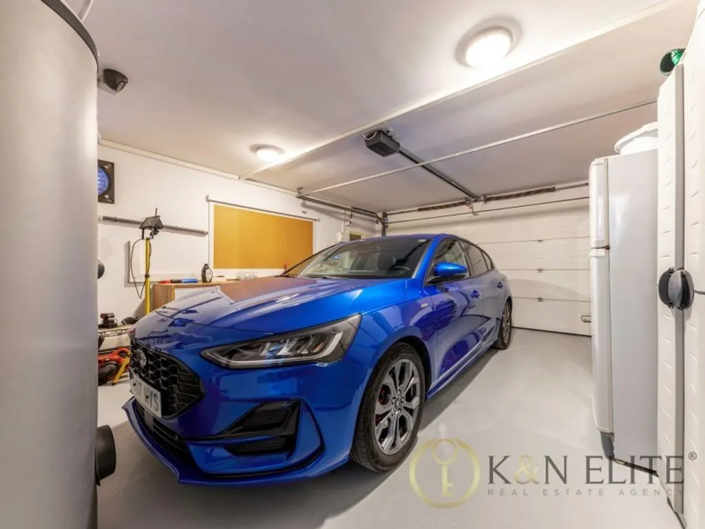 Garage - Luxury Villa with Sea Views in Calpe