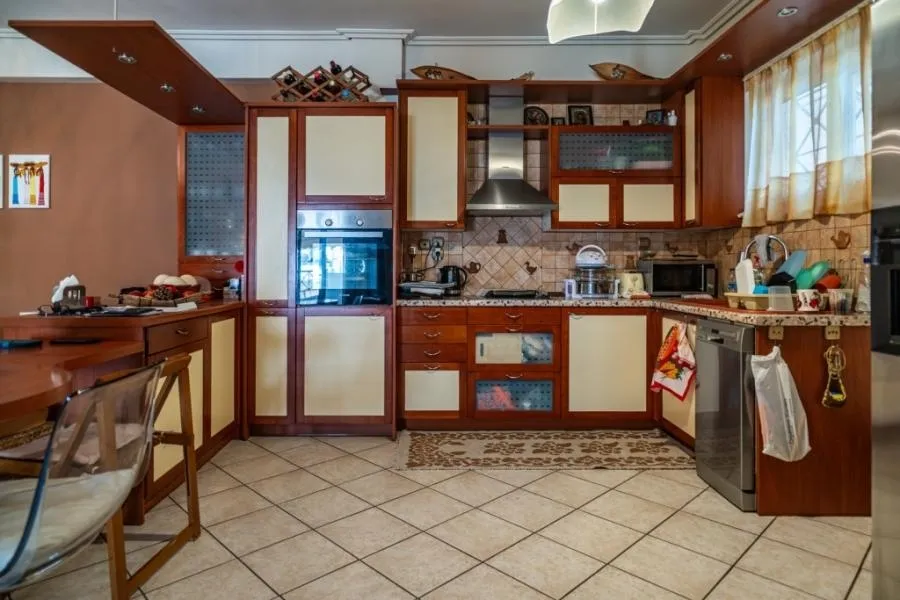 Cuisine - Modern Mezzanine in Agios Dimitrios