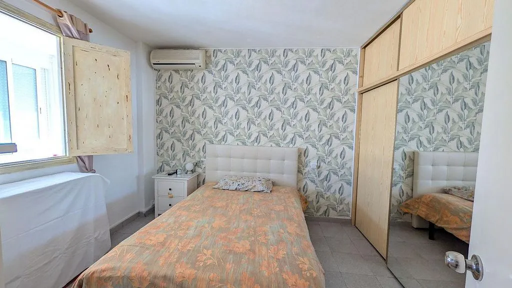 Magamistoad - 2-Bedroom Apartment with Pool in Torremolinos Centre