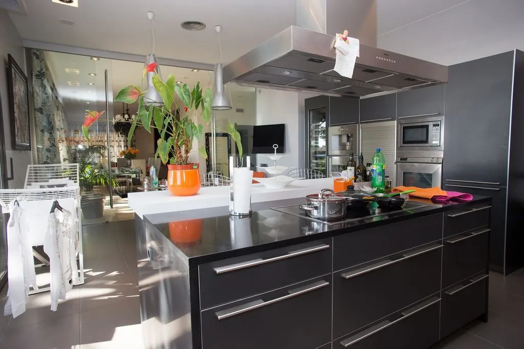 Köök - Luxury Villa with Sea Views in Punta Brava