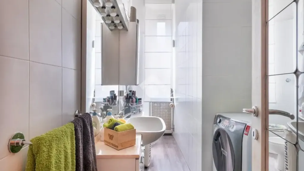 Vannitoad - Modernised 2-Bedroom in Prato Centenaro, Milan