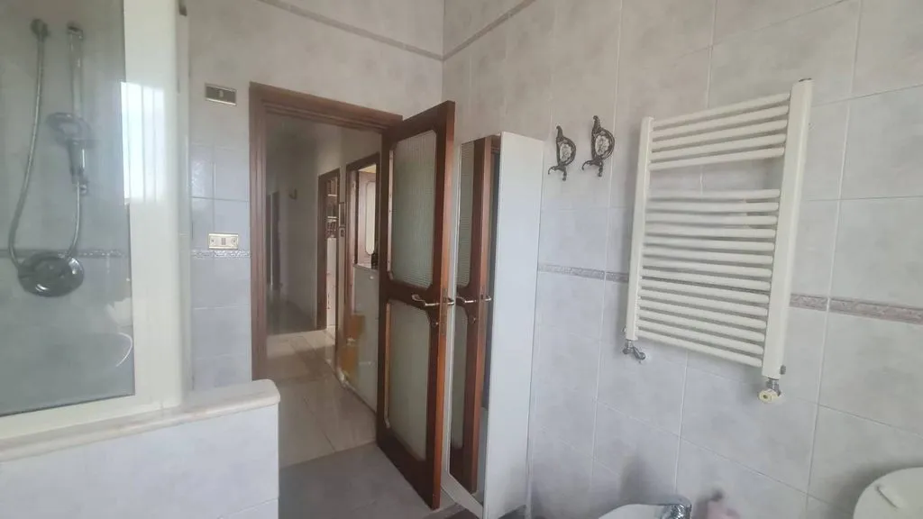 Vannitoad - Luxury Penthouse with Triple Exposure in Naples
