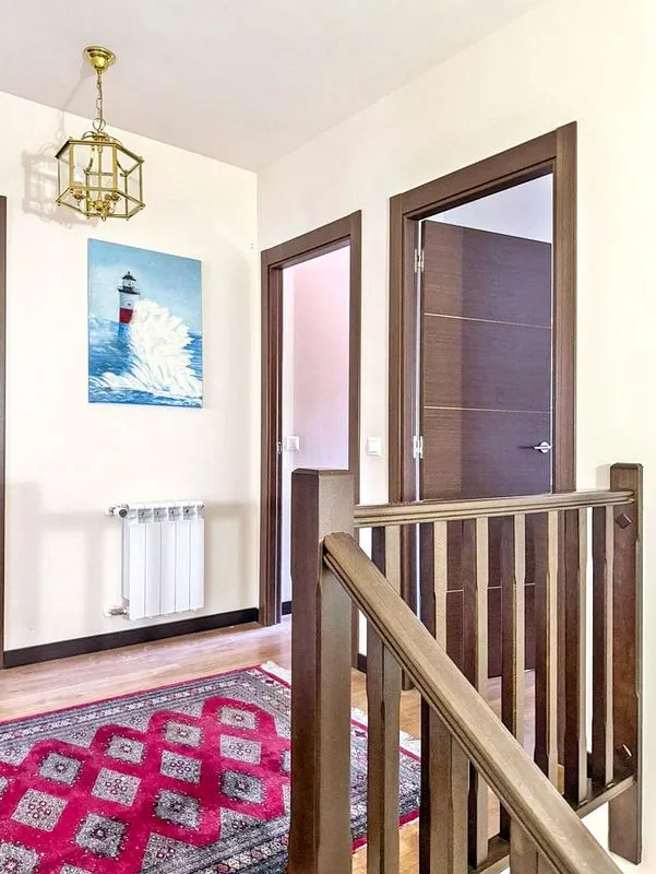 hallway_entrance